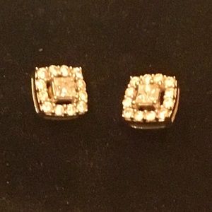 10k white gold diamond studs